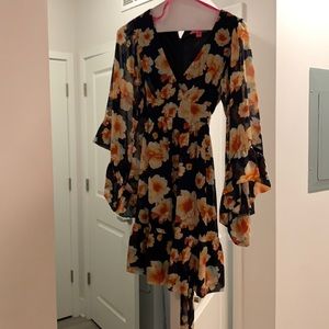 Floral print, airy dress, great condition